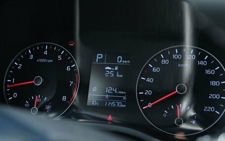 KIA Rio IV, 2021 год, 1 590 000 рублей, 18 фотография