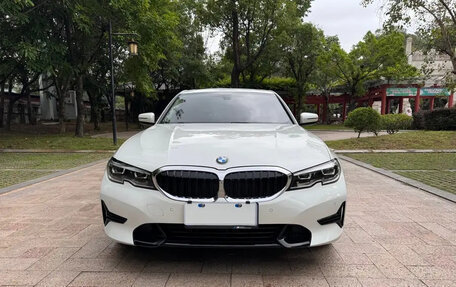 BMW 3 серия, 2021 год, 2 690 000 рублей, 3 фотография