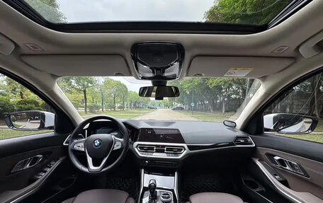 BMW 3 серия, 2021 год, 2 690 000 рублей, 9 фотография