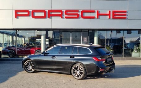 BMW 3 серия, 2020 год, 3 150 000 рублей, 3 фотография