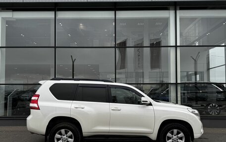 Toyota Land Cruiser Prado 150 рестайлинг 2, 2016 год, 3 050 000 рублей, 5 фотография