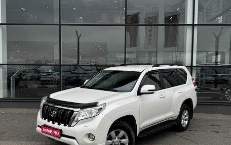 Toyota Land Cruiser Prado 150 рестайлинг 2, 2016 год, 3 050 000 рублей, 1 фотография