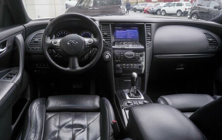 Infiniti QX70, 2014 год, 1 899 000 рублей, 6 фотография