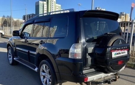 Mitsubishi Pajero IV, 2011 год, 2 000 000 рублей, 2 фотография