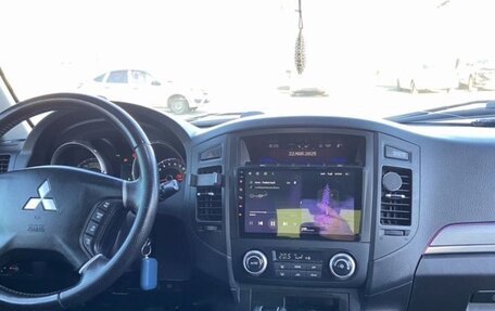 Mitsubishi Pajero IV, 2011 год, 2 000 000 рублей, 9 фотография
