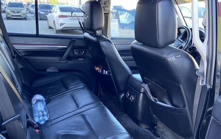 Mitsubishi Pajero IV, 2011 год, 2 000 000 рублей, 18 фотография