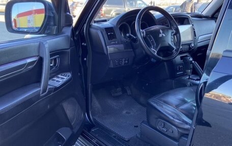 Mitsubishi Pajero IV, 2011 год, 2 000 000 рублей, 20 фотография