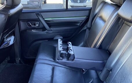 Mitsubishi Pajero IV, 2011 год, 2 000 000 рублей, 19 фотография