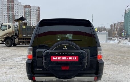 Mitsubishi Pajero IV, 2011 год, 2 000 000 рублей, 26 фотография