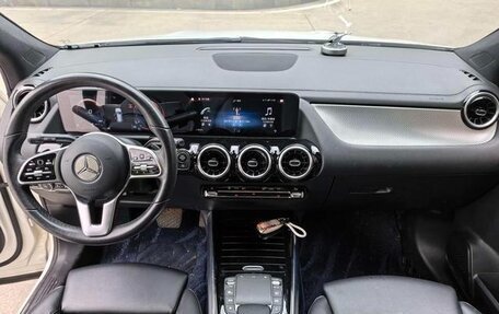 Mercedes-Benz GLA, 2022 год, 2 192 000 рублей, 10 фотография