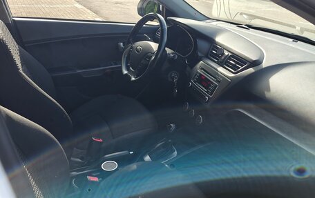 KIA Rio III рестайлинг, 2015 год, 1 400 000 рублей, 6 фотография