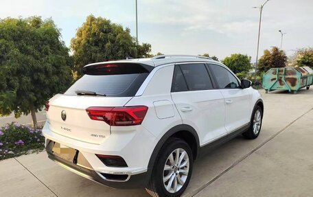 Volkswagen T-Roc I, 2021 год, 1 794 000 рублей, 7 фотография