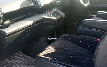 Honda Stepwgn IV, 2012 год, 1 500 000 рублей, 2 фотография
