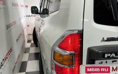 Mitsubishi Pajero III рестайлинг, 1999 год, 1 300 000 рублей, 19 фотография