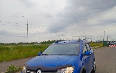 Renault Sandero II рестайлинг, 2015 год, 950 000 рублей, 1 фотография