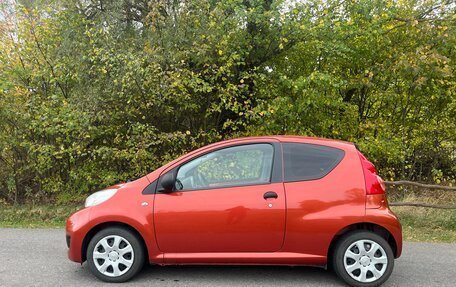 Peugeot 107 I рестайлинг, 2009 год, 490 000 рублей, 3 фотография