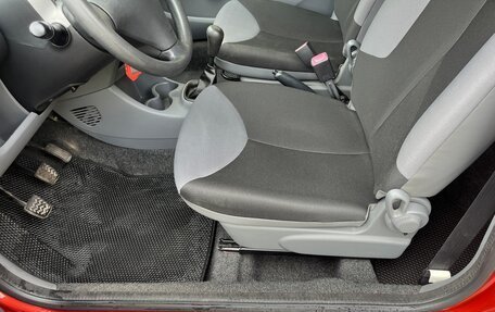 Peugeot 107 I рестайлинг, 2009 год, 490 000 рублей, 11 фотография