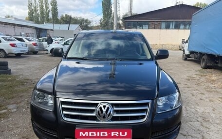 Volkswagen Touareg III, 2006 год, 900 000 рублей, 1 фотография