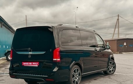 Mercedes-Benz V-Класс, 2019 год, 6 450 000 рублей, 2 фотография