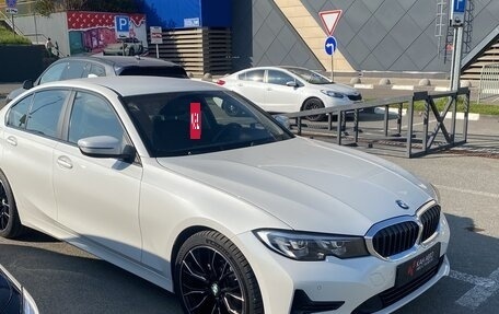 BMW 3 серия, 2019 год, 3 300 000 рублей, 5 фотография
