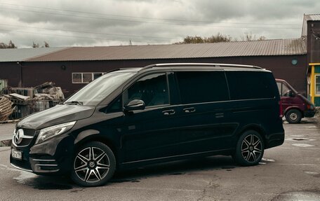Mercedes-Benz V-Класс, 2019 год, 6 450 000 рублей, 10 фотография