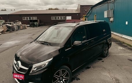 Mercedes-Benz V-Класс, 2019 год, 6 450 000 рублей, 7 фотография