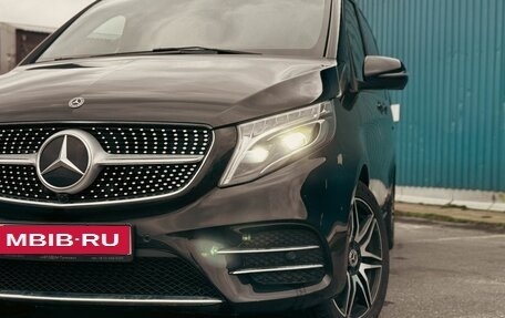 Mercedes-Benz V-Класс, 2019 год, 6 450 000 рублей, 8 фотография