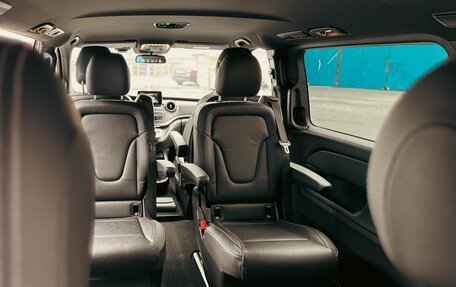 Mercedes-Benz V-Класс, 2019 год, 6 450 000 рублей, 24 фотография