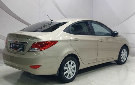 Hyundai Solaris II рестайлинг, 2011 год, 750 000 рублей, 5 фотография