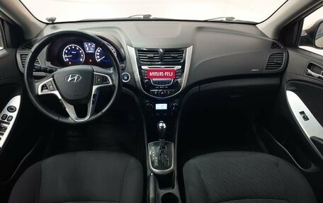 Hyundai Solaris II рестайлинг, 2011 год, 750 000 рублей, 10 фотография