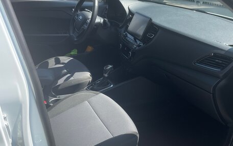 Hyundai Solaris II рестайлинг, 2020 год, 1 400 000 рублей, 5 фотография