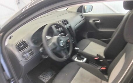 Volkswagen Polo VI (EU Market), 2011 год, 700 000 рублей, 5 фотография