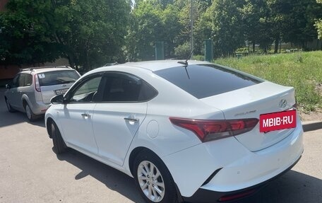 Hyundai Solaris II рестайлинг, 2020 год, 1 400 000 рублей, 3 фотография