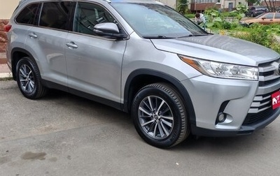 Toyota Highlander III, 2019 год, 3 290 000 рублей, 1 фотография