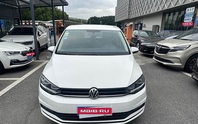 Volkswagen Touran III, 2018 год, 1 410 777 рублей, 1 фотография