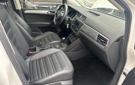 Volkswagen Touran III, 2018 год, 1 410 777 рублей, 11 фотография
