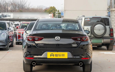 Mazda 3, 2023 год, 2 200 000 рублей, 5 фотография