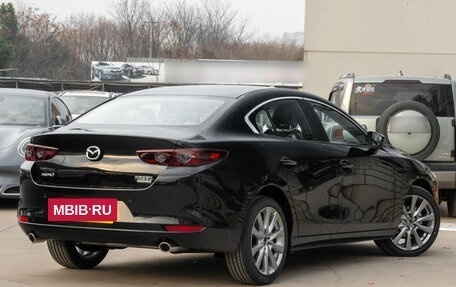 Mazda 3, 2023 год, 2 200 000 рублей, 4 фотография