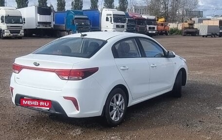 KIA Rio IV, 2017 год, 1 200 000 рублей, 4 фотография