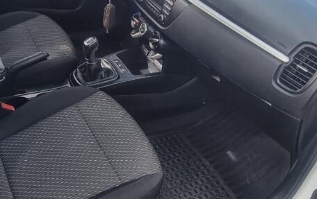 KIA Rio IV, 2017 год, 1 200 000 рублей, 12 фотография