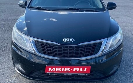 KIA Rio III рестайлинг, 2013 год, 690 000 рублей, 1 фотография