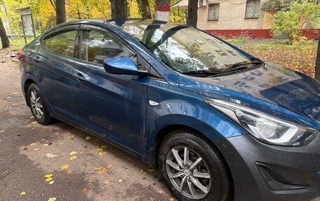 Hyundai Elantra V, 2015 год, 880 000 рублей, 2 фотография