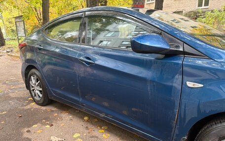 Hyundai Elantra V, 2015 год, 880 000 рублей, 3 фотография