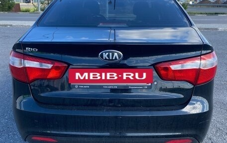 KIA Rio III рестайлинг, 2013 год, 690 000 рублей, 4 фотография