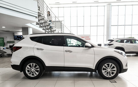 Hyundai Santa Fe III рестайлинг, 2017 год, 1 950 000 рублей, 5 фотография