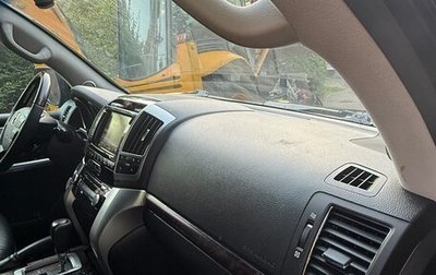 Toyota Land Cruiser 200, 2015 год, 5 050 000 рублей, 1 фотография