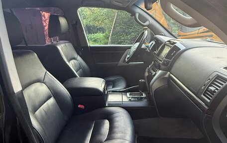 Toyota Land Cruiser 200, 2015 год, 5 050 000 рублей, 5 фотография