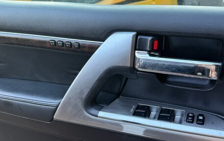 Toyota Land Cruiser 200, 2015 год, 5 050 000 рублей, 15 фотография