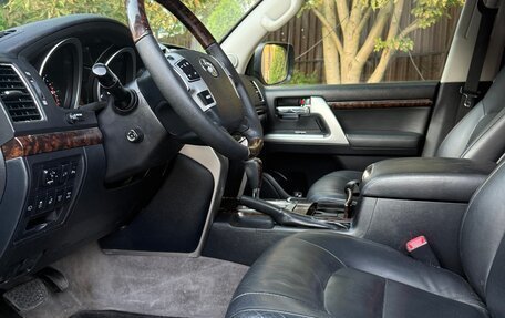 Toyota Land Cruiser 200, 2015 год, 5 050 000 рублей, 20 фотография