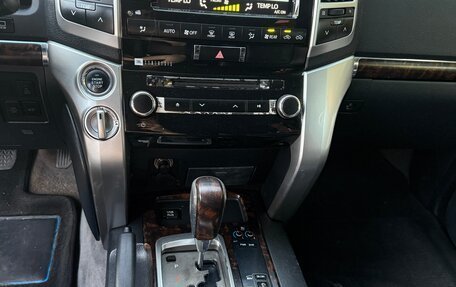 Toyota Land Cruiser 200, 2015 год, 5 050 000 рублей, 17 фотография